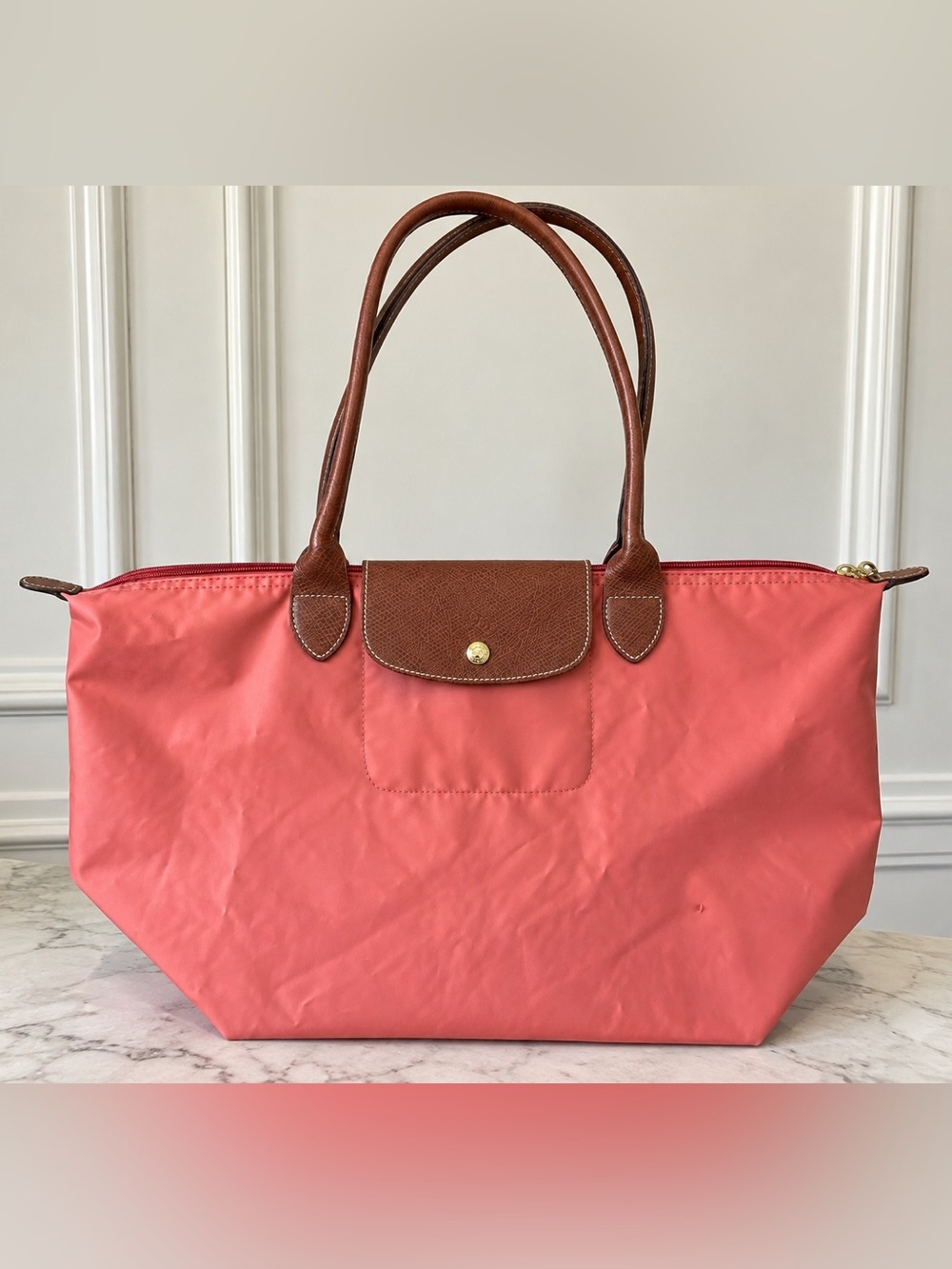 Longchamp Le Pliage Large Coral Pink Nylon Shoulder Tote – Brown Leather
